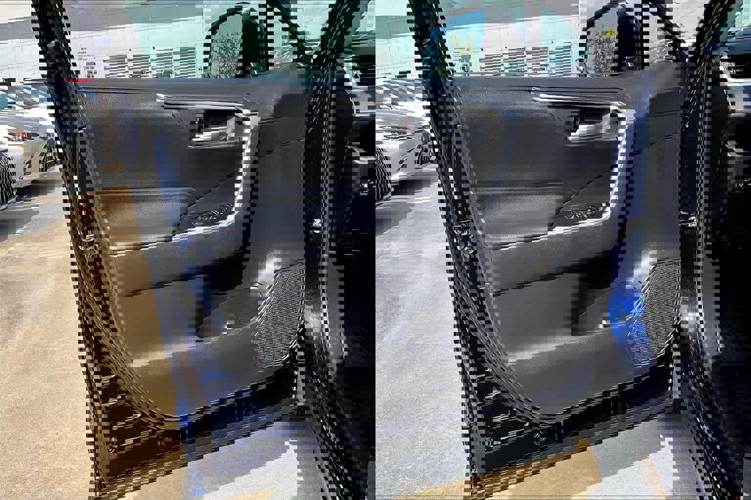 Used 2024 Toyota RAV4 XLE image 20