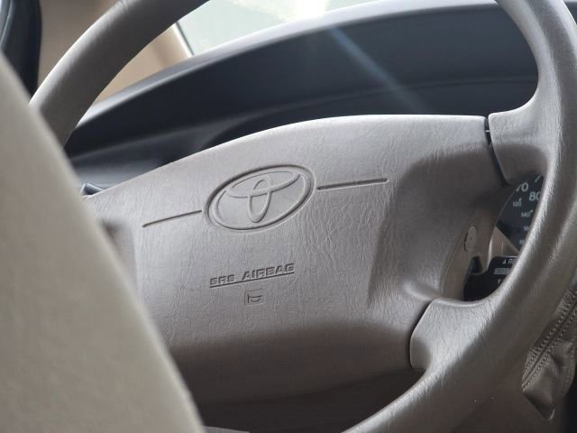 Used 1998 Toyota Sienna CE image 13