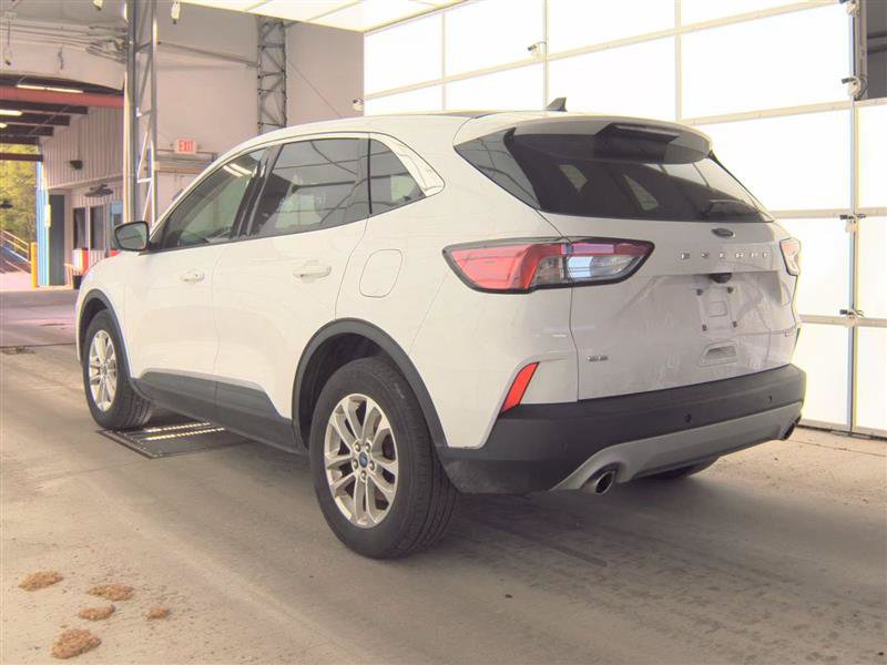 Used 2022 Ford Escape SE AWD/4WD image 8