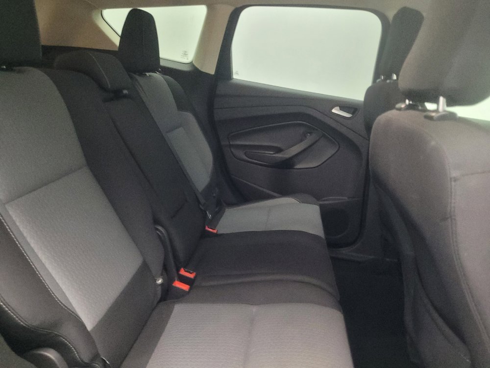 Used 2018 Ford Escape SE FWD image 19