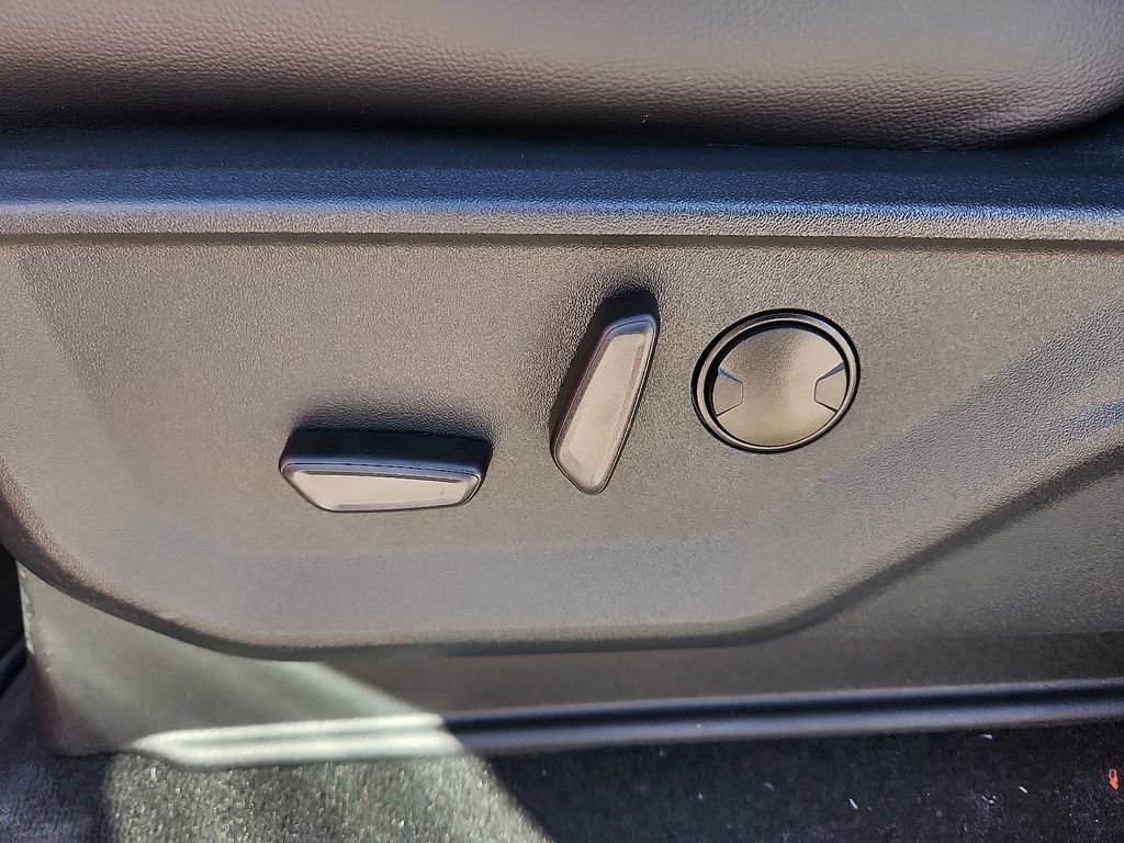 New 2025 Ford F250 Lariat w/ Lariat Ultimate Package AWD/4WD image 16