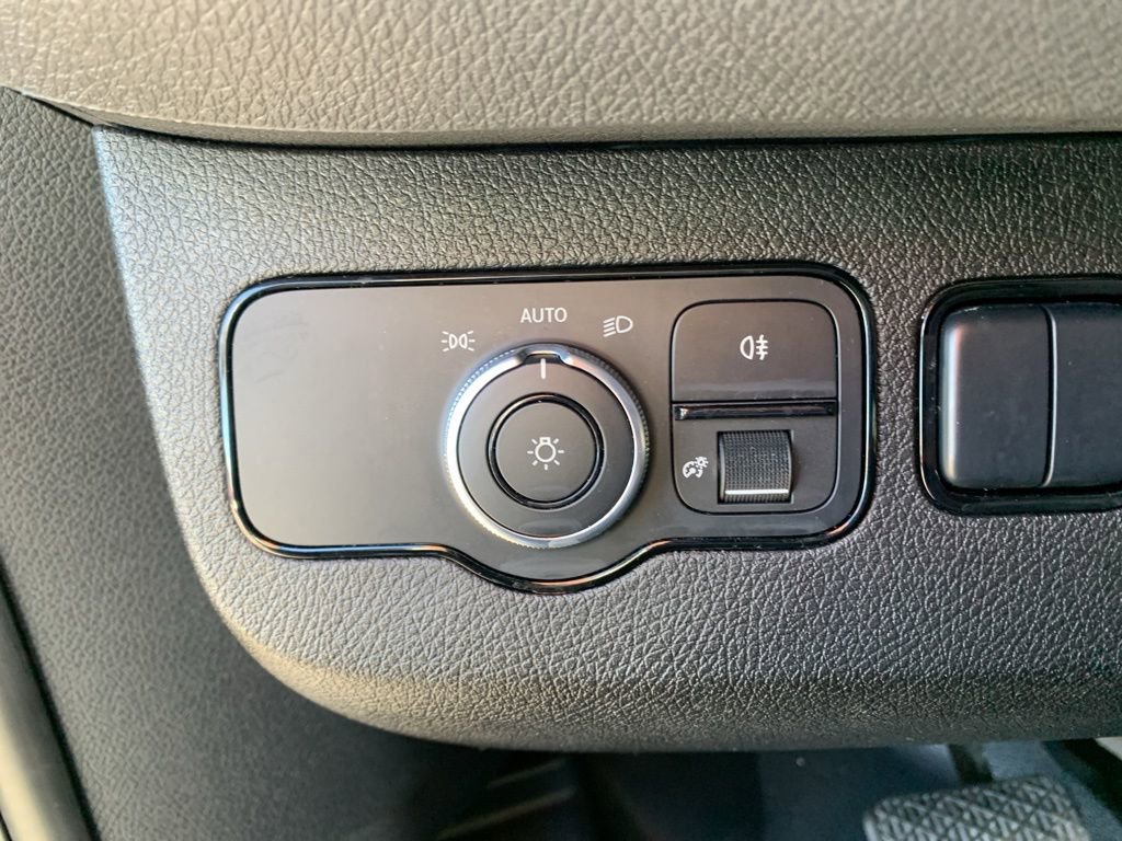 Used 2020 Mercedes-Benz Sprinter 2500 image 22