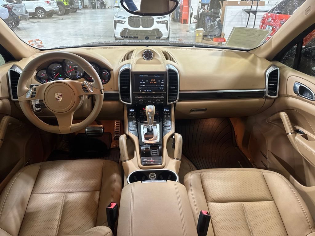Used 2012 Porsche Cayenne S AWD/4WD image 10