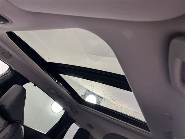 Certified 2025 INFINITI QX60 Luxe w/ Lighting Package (N94) image 29