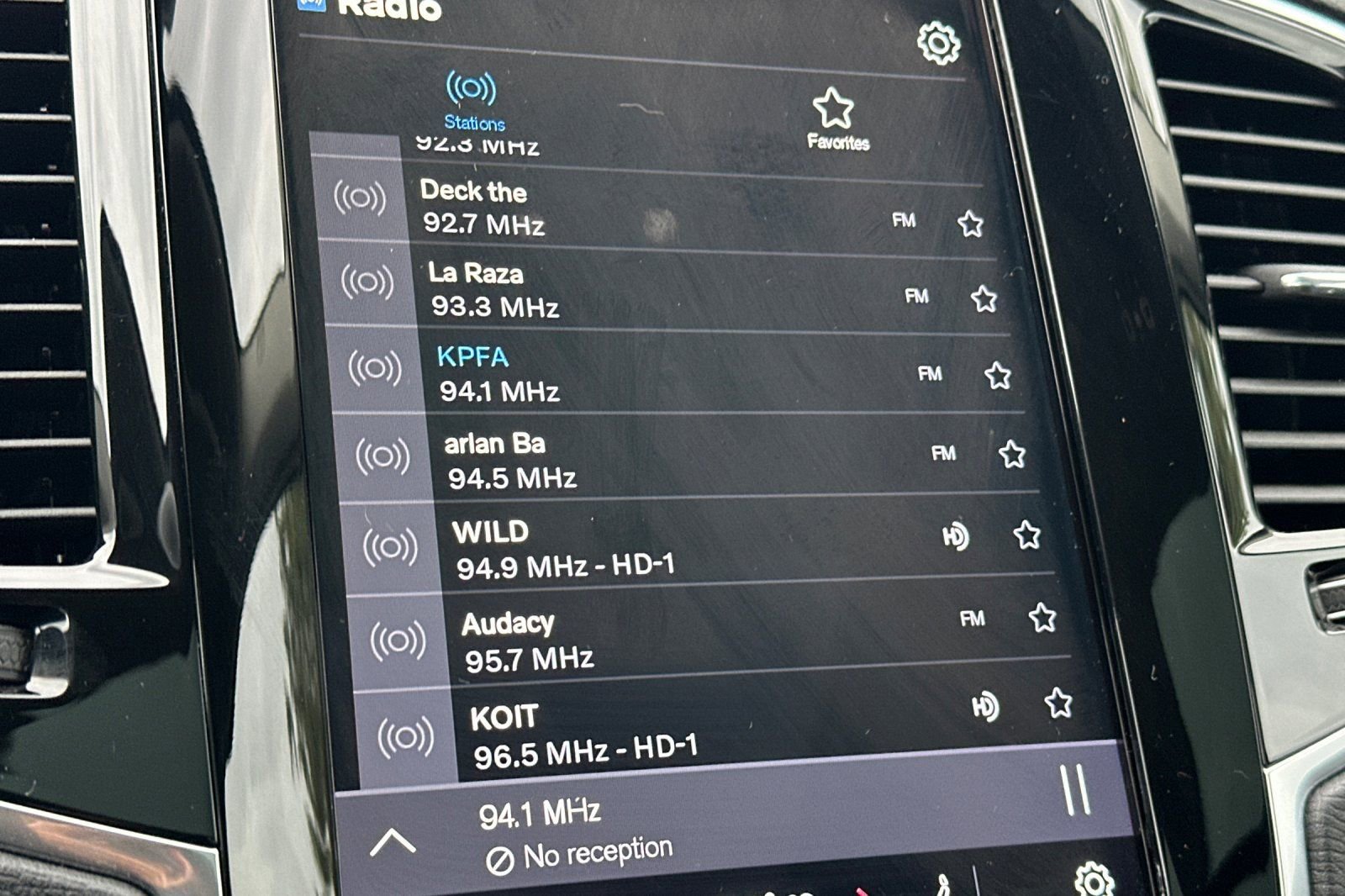 Used 2023 Volvo XC90 T8 Plus image 21