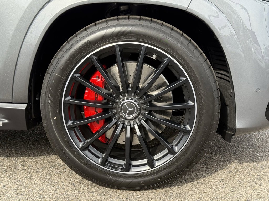 New 2026 Mercedes-Benz GLS 63 AMG 4MATIC image 18