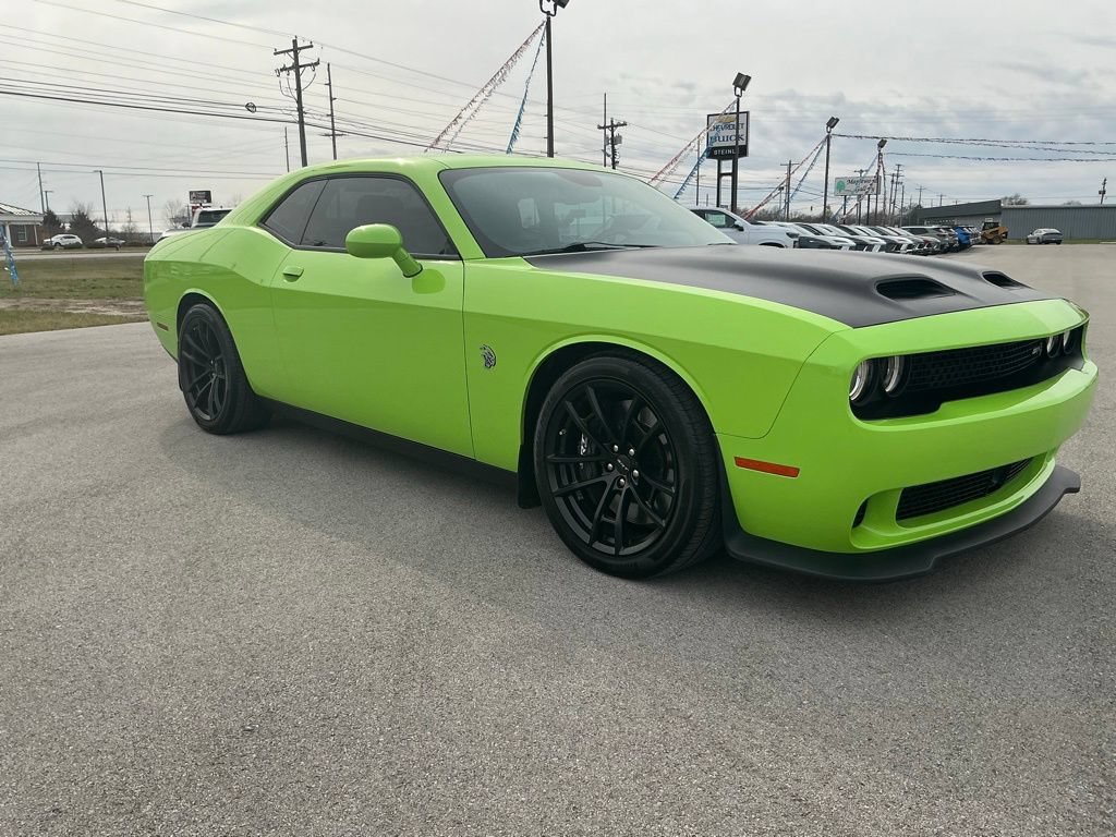 Used 2023 Dodge Challenger SRT Hellcat RWD image 3