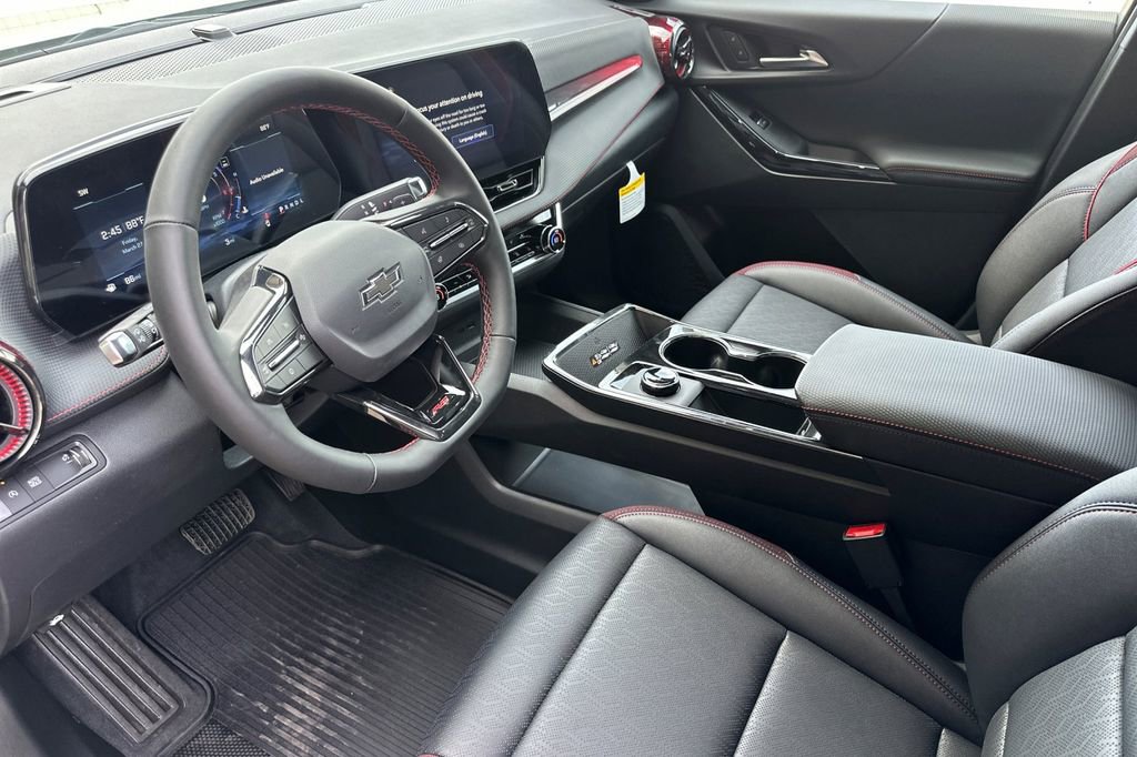 New 2026 Chevrolet Equinox RS w/ Convenience Package III FWD image 11