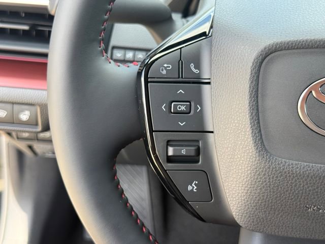 Used 2023 Toyota Prius Prime Premium w/ Advanced Technology Package FWD image 12
