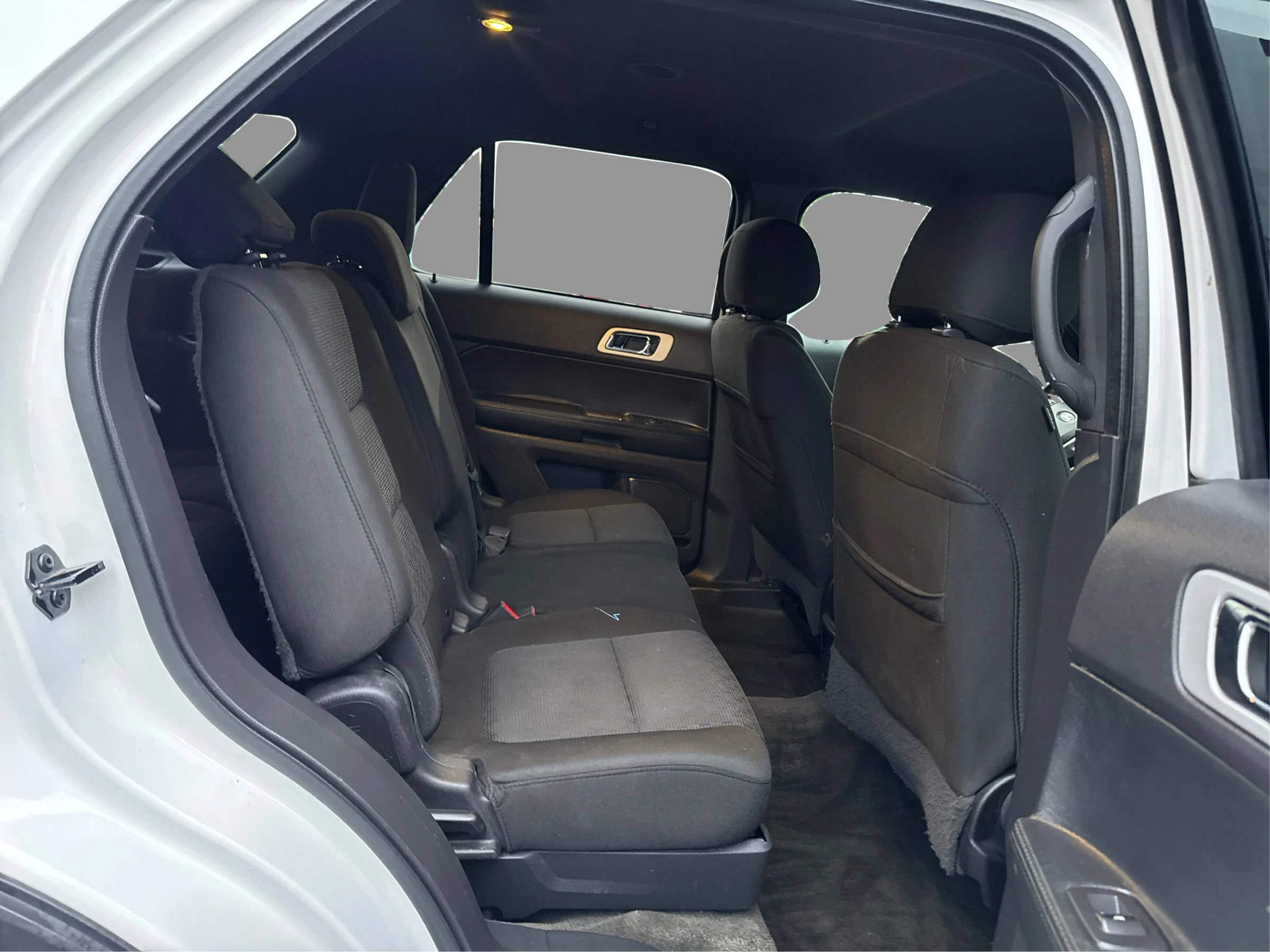 Used 2015 Ford Explorer XLT w/ Equipment Group 201A FWD image 25