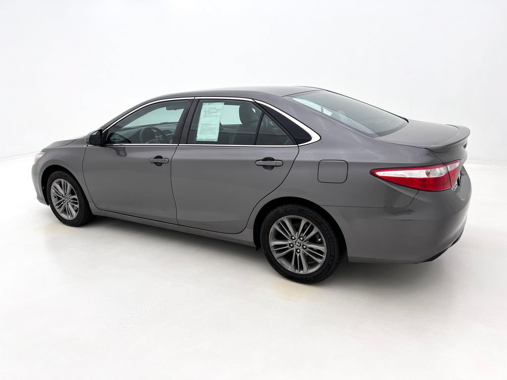 Used 2016 Toyota Camry SE FWD image 10