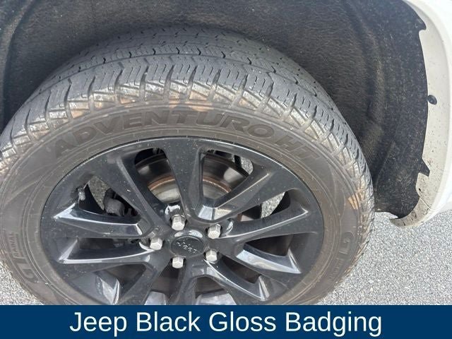 Used 2018 Jeep Grand Cherokee Altitude AWD/4WD image 25