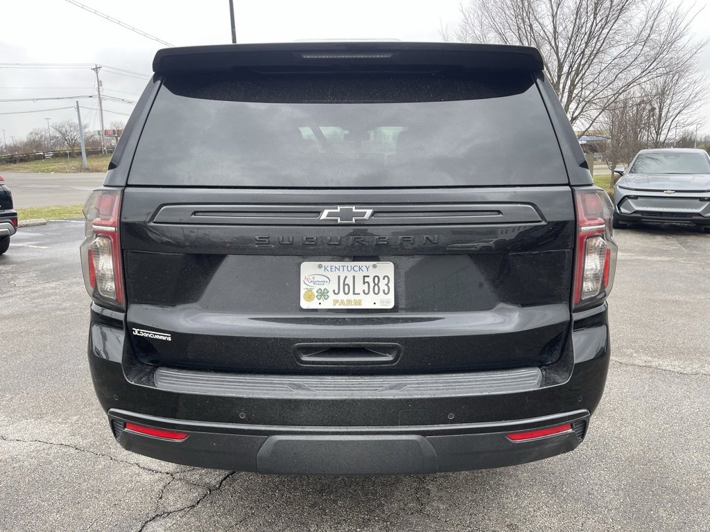 Used 2023 Chevrolet Suburban Z71 w/ Off-Road Capability Package image 6