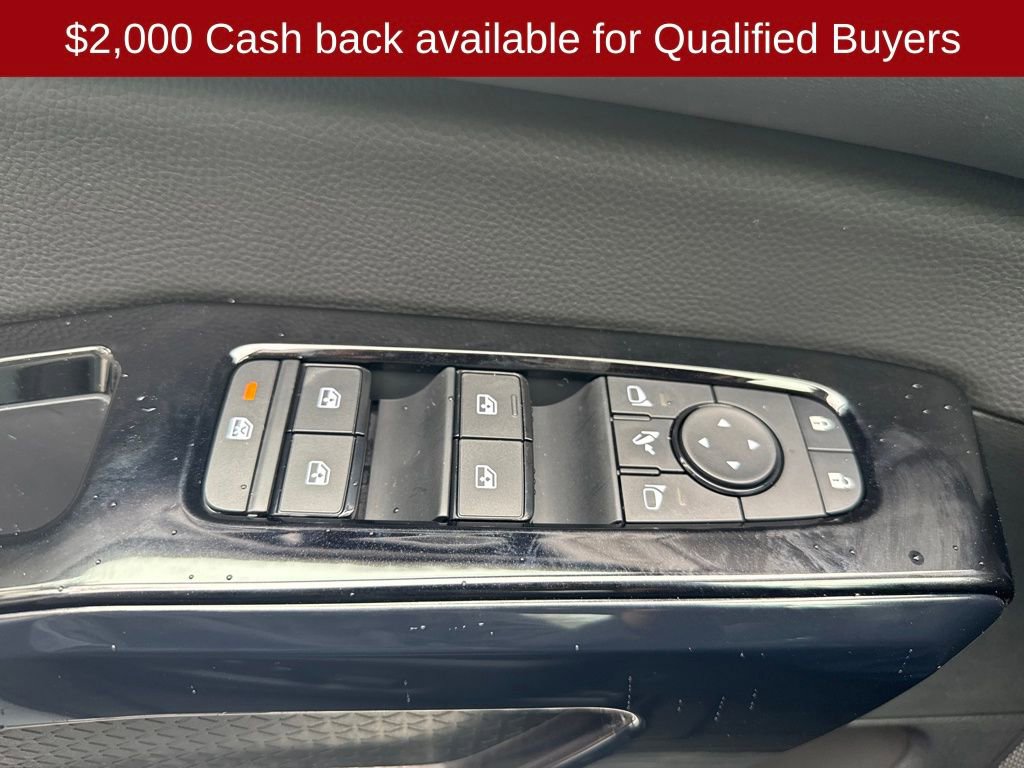 New 2026 Nissan Pathfinder Platinum image 11