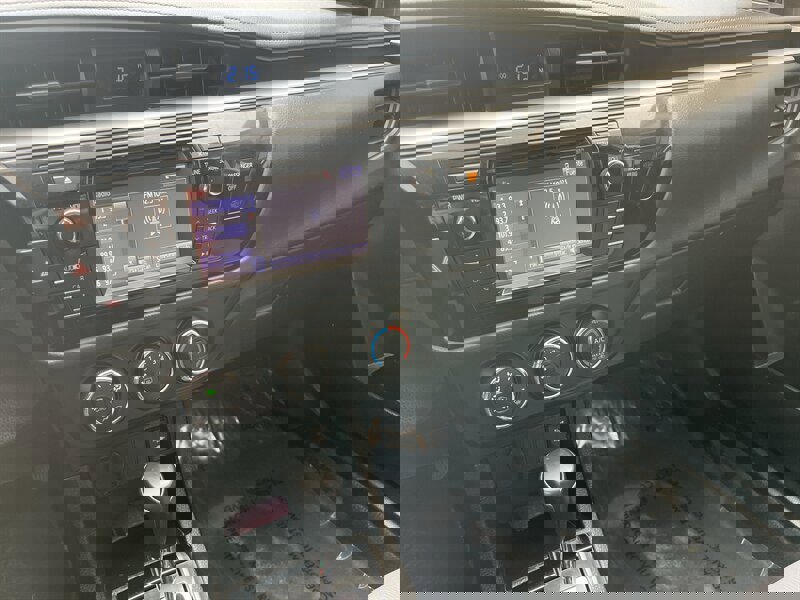 Used 2016 Toyota Corolla L FWD image 38