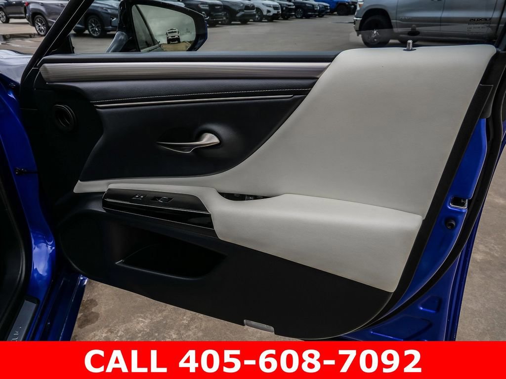 Used 2022 Lexus ES 350 F Sport w/ Accessory Package 2 FWD image 18
