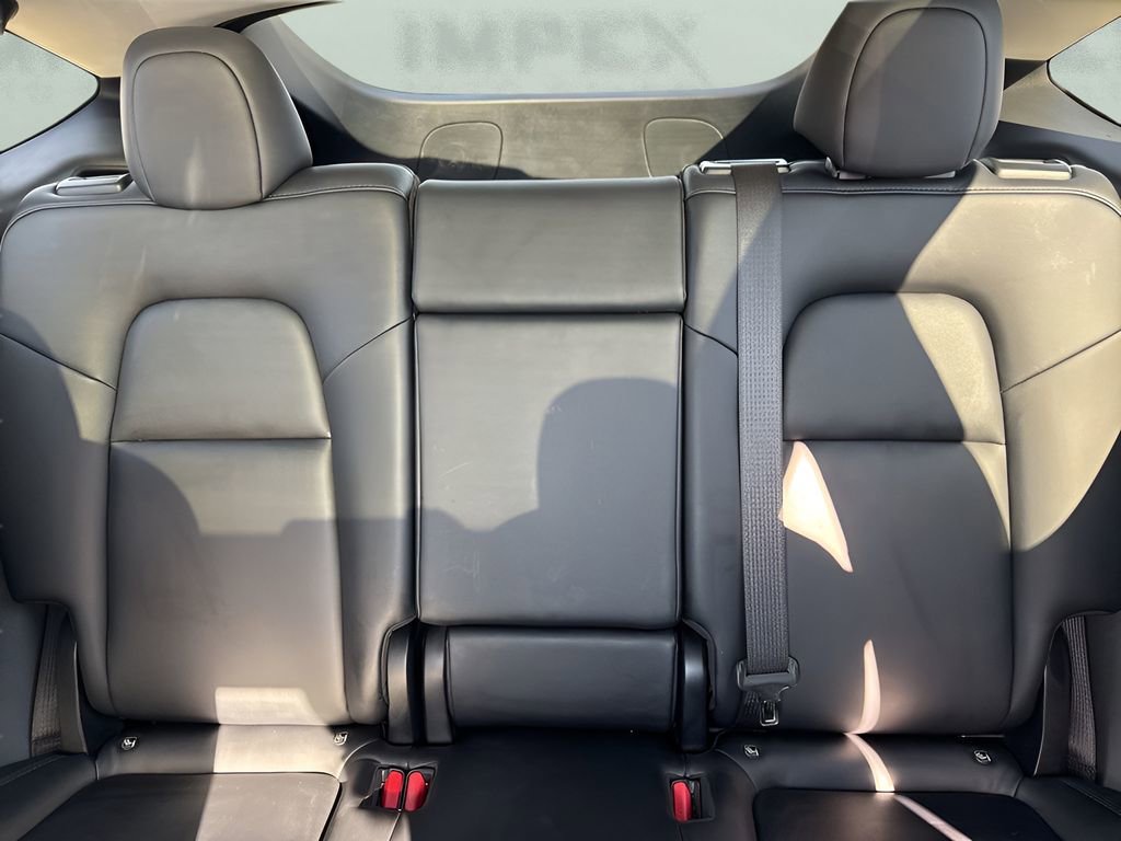 Used 2021 Tesla Model Y Long Range image 10