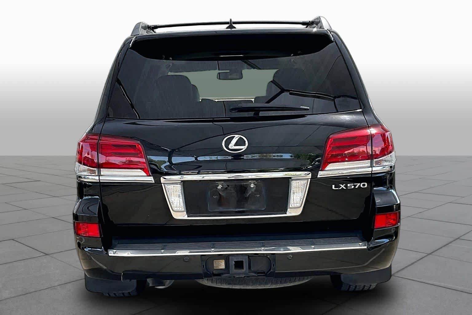 Used 2015 Lexus LX 570 4WD image 5