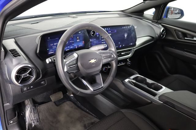 Used 2025 Chevrolet Equinox EV LT FWD image 25