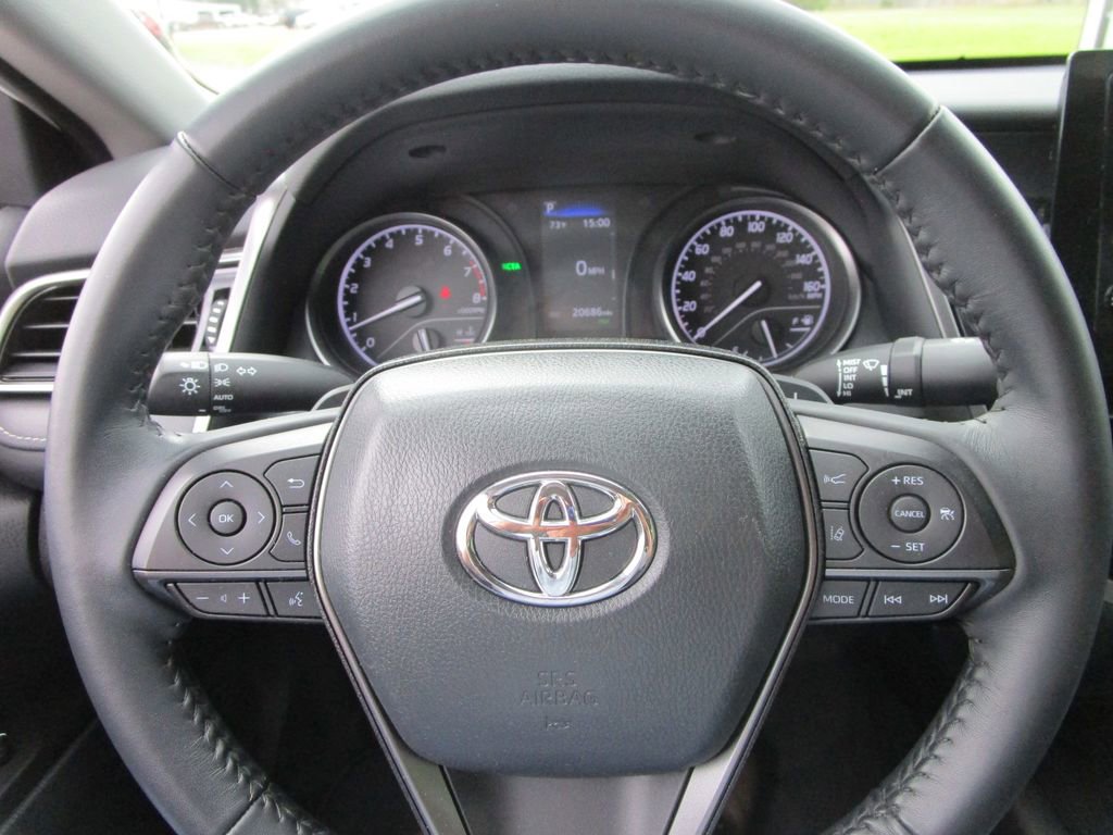 Used 2023 Toyota Camry SE w/ Convenience Package image 23