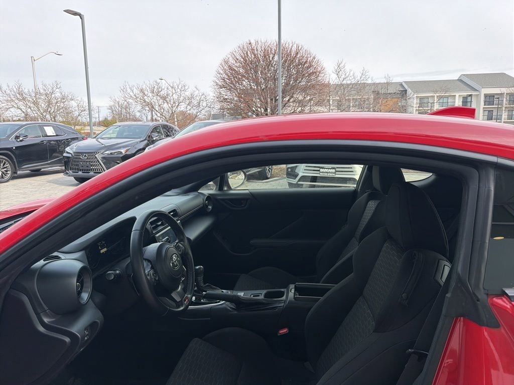 Used 2022 Toyota GR86 image 11