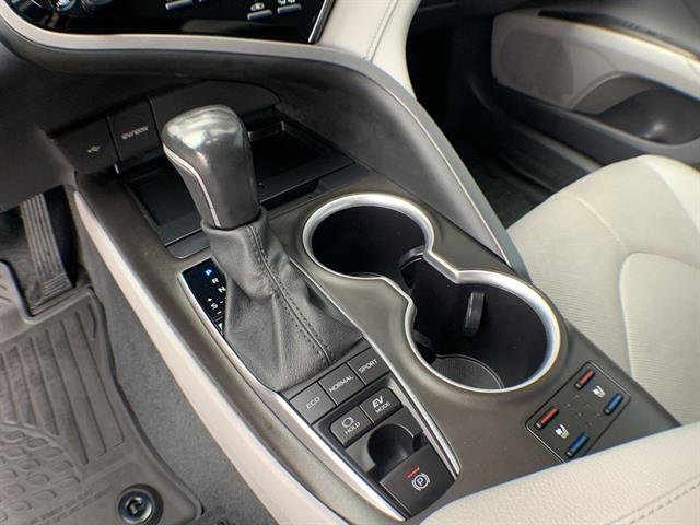 Used 2022 Toyota Camry XLE image 20