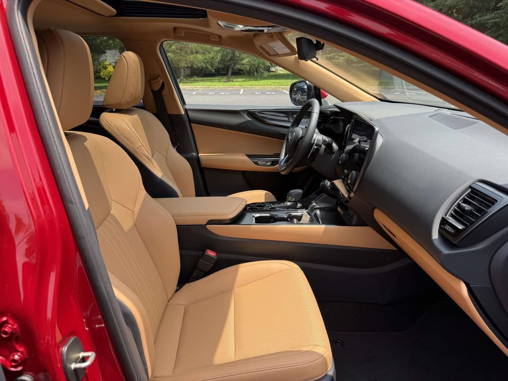 Used 2026 Lexus NX 350h AWD w/ Accessory Package (Z1) image 15