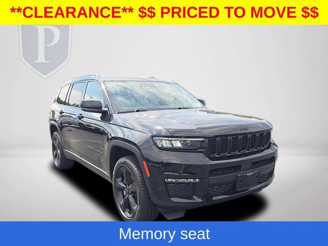 Used 2023 Jeep Grand Cherokee L Limited w/ Black Appearance Package AWD/4WD image 16