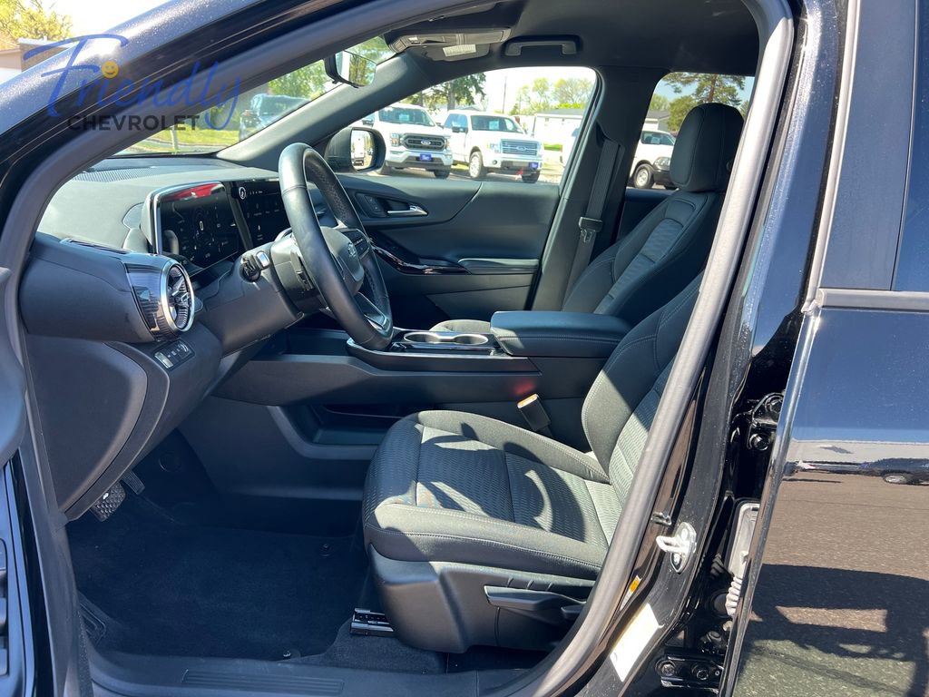 Certified 2025 Chevrolet Equinox LT w/ Safety and Technology Package AWD/4WD image 13