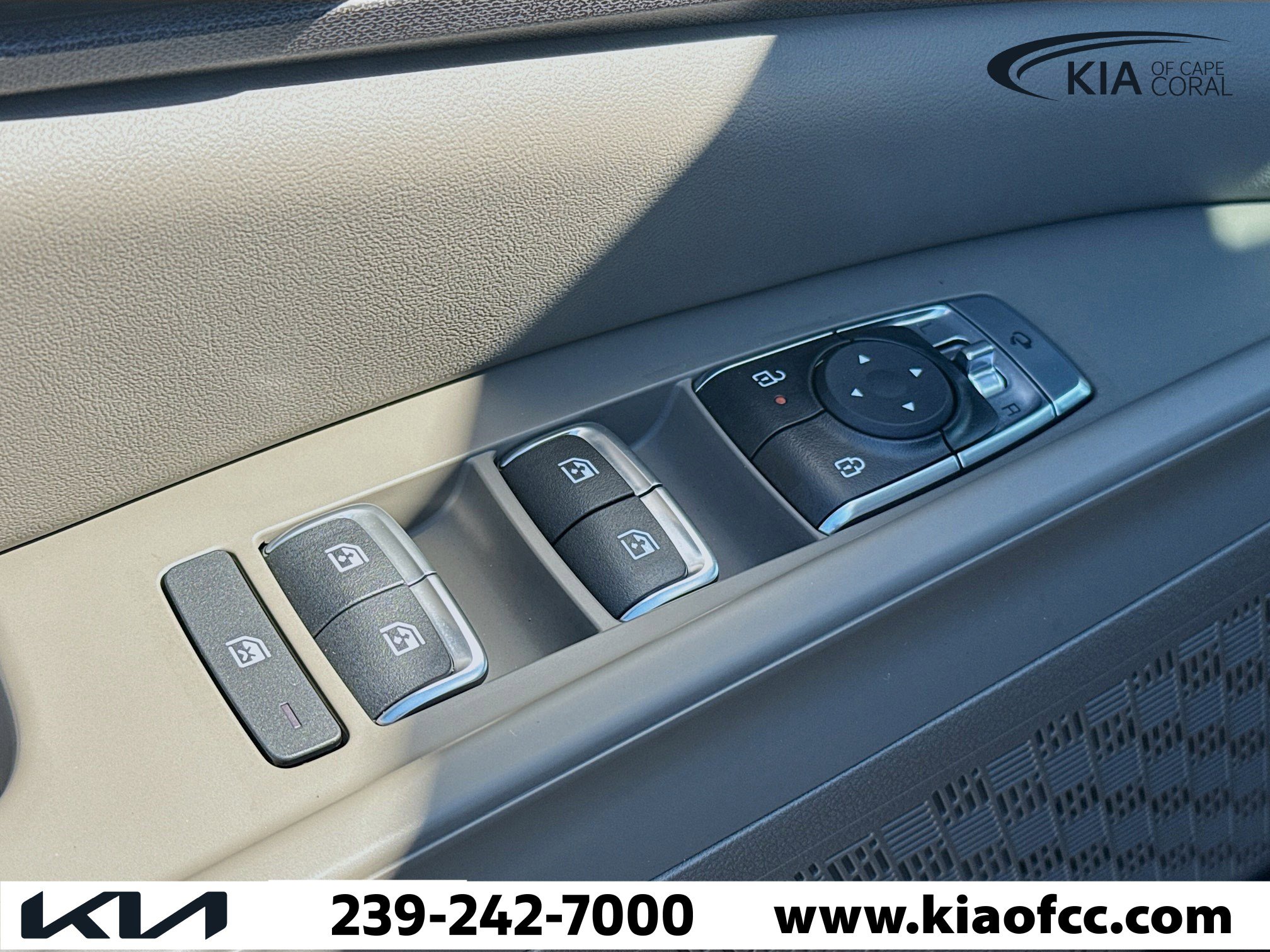 New 2026 Kia Carnival EX FWD image 23