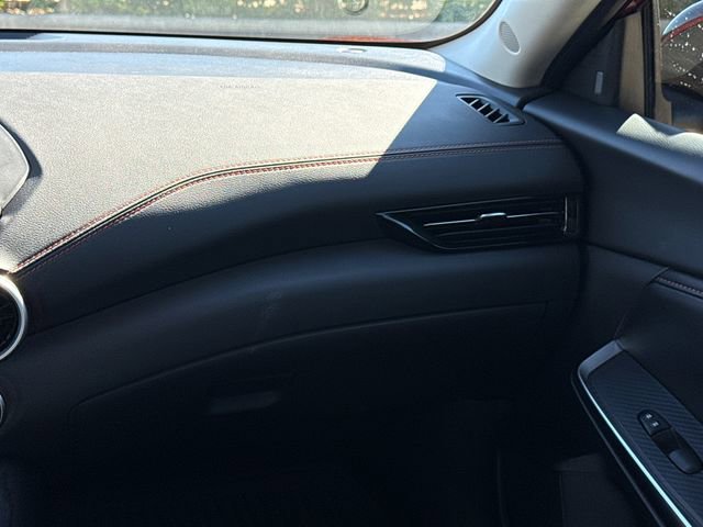 Used 2025 Nissan Sentra SR image 15