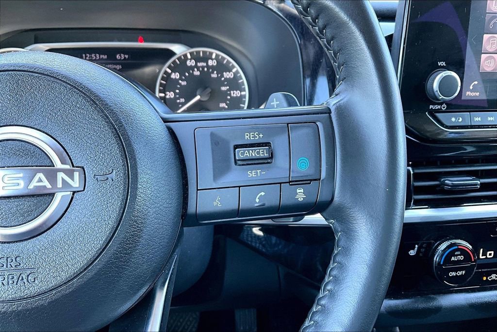Used 2024 Nissan Pathfinder SV AWD/4WD image 12