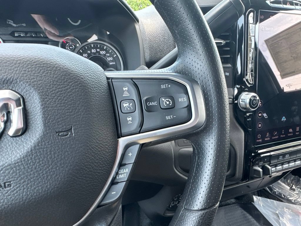 New 2026 RAM 5500 Tradesman AWD/4WD image 36