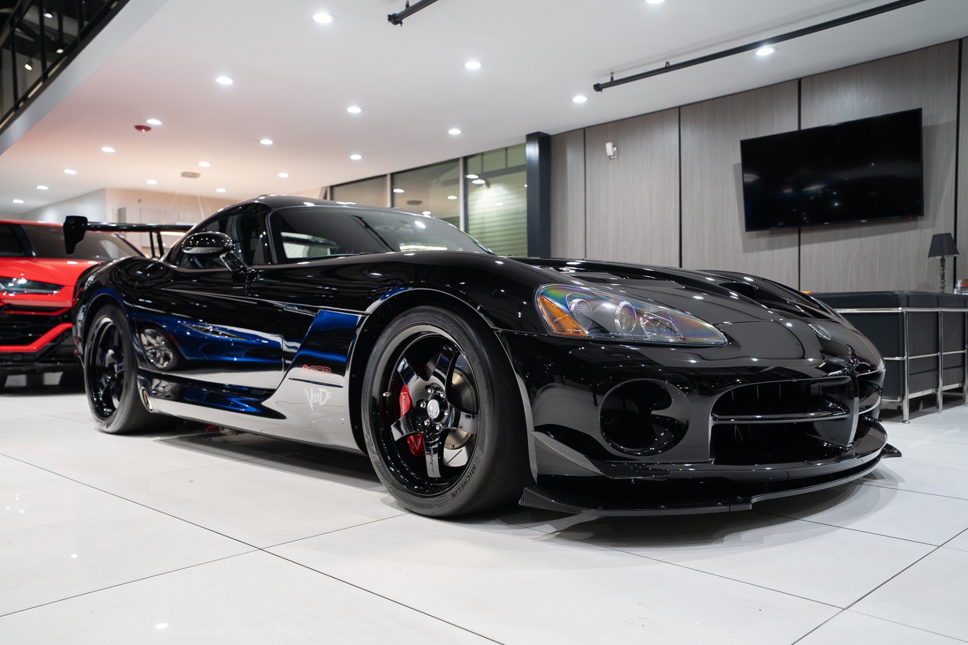 Used 2010 Dodge Viper ACR RWD image 30