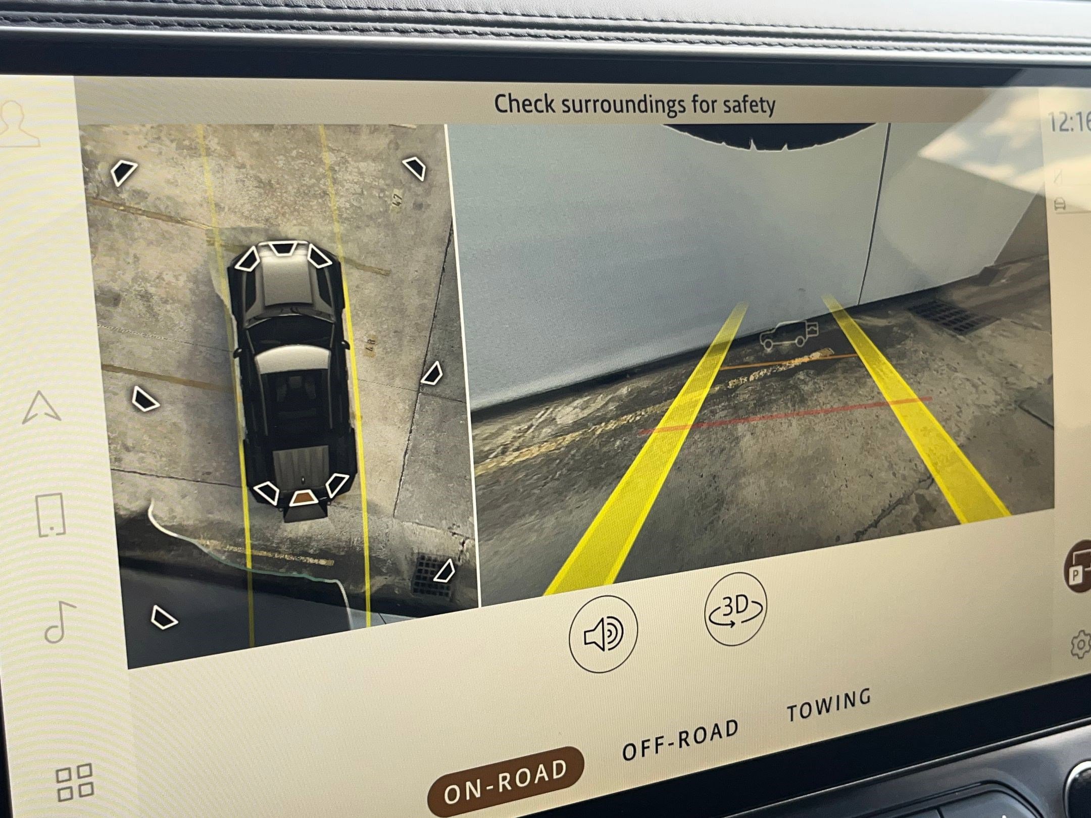 New 2026 Land Rover Defender 110 S image 31