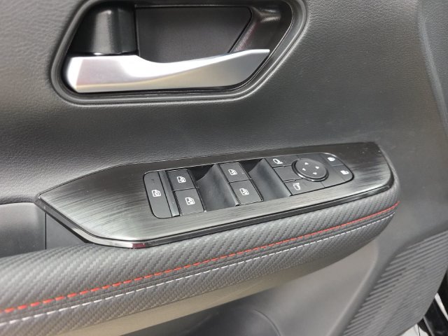 New 2027 Nissan Kicks SR w/ SR Premium Package FWD image 28