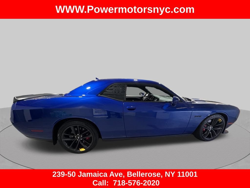 Used 2022 Dodge Challenger R/T w/ Shaker Package RWD image 7