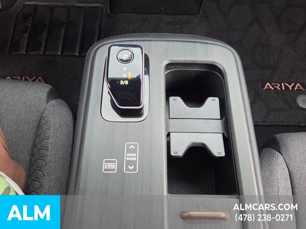Used 2023 Nissan Ariya FWD image 21