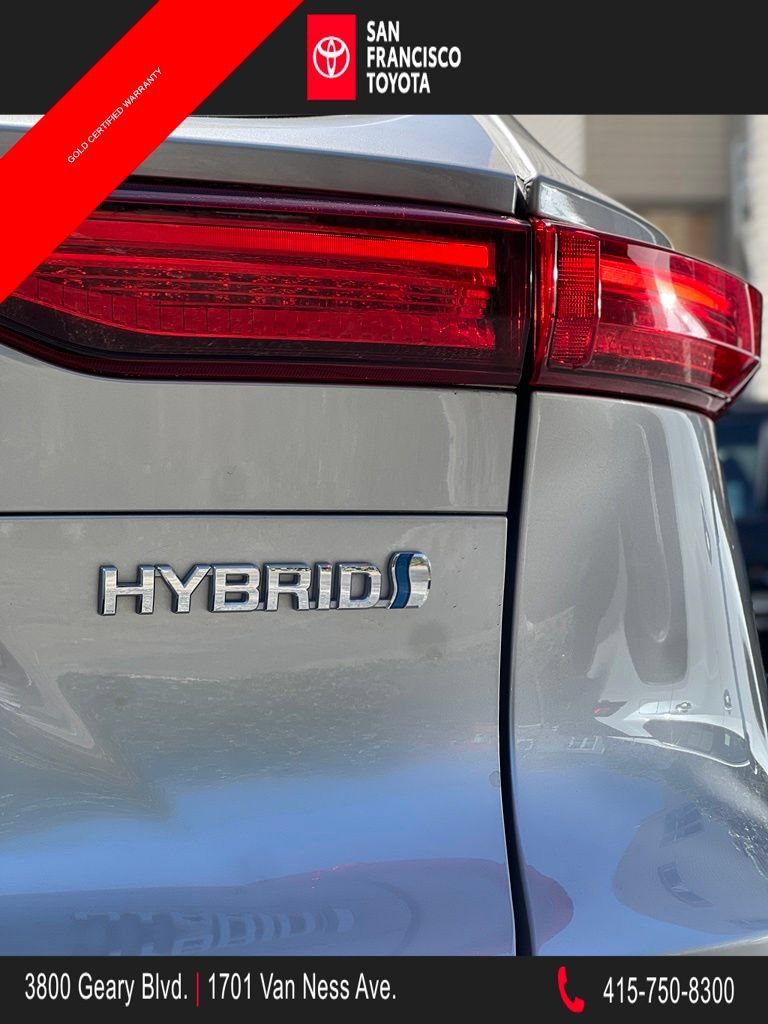 Certified 2021 Toyota Venza LE AWD/4WD image 10