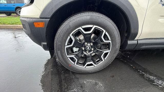 New 2025 Ford Bronco Sport Outer Banks w/ Outer Banks Tech Package+ image 10