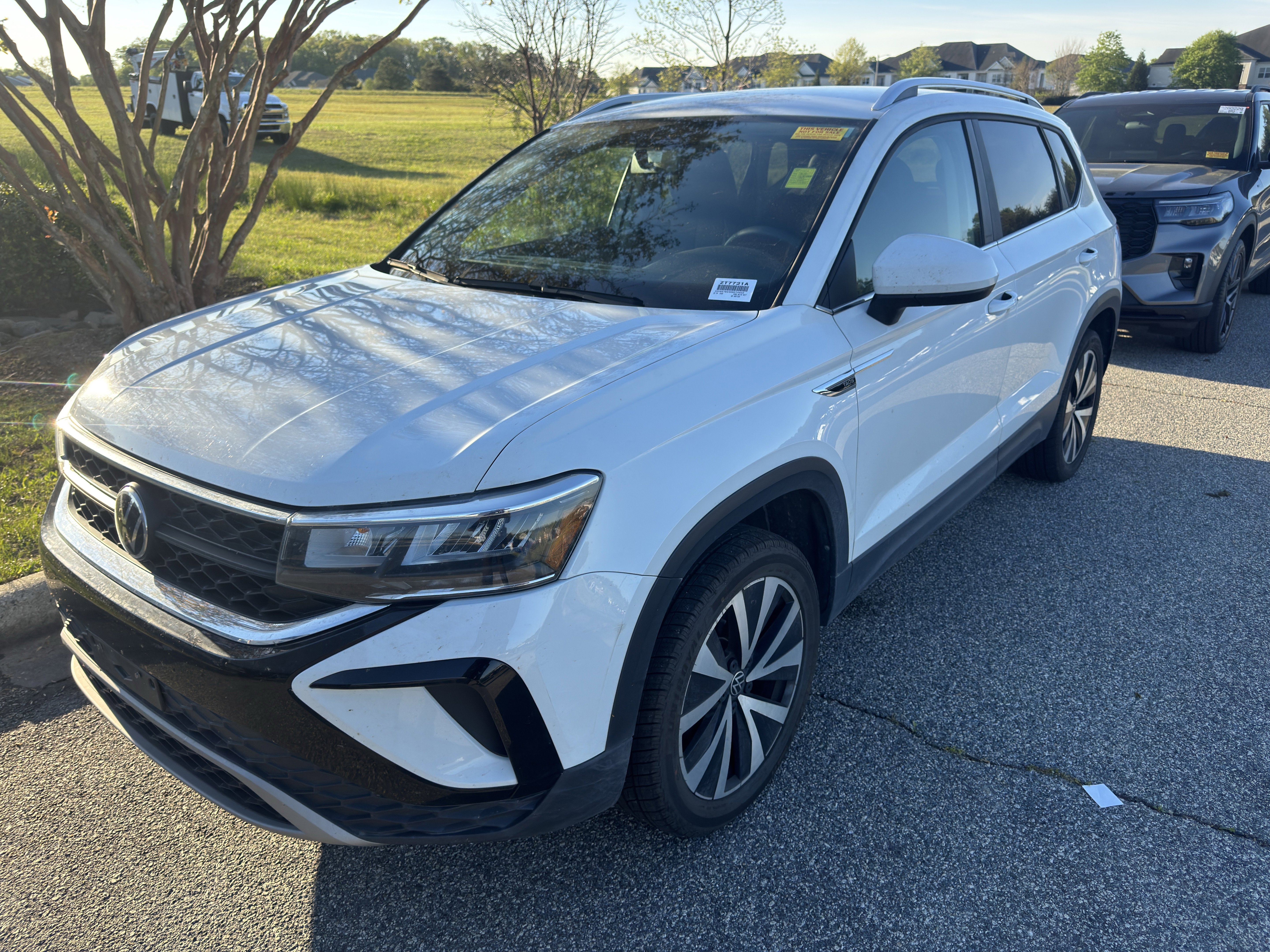 Used 2022 Volkswagen Taos SE image 5