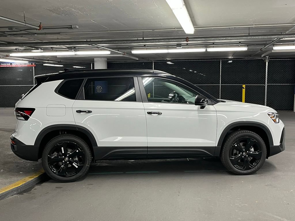 New 2026 Volkswagen Taos SE AWD/4WD image 39