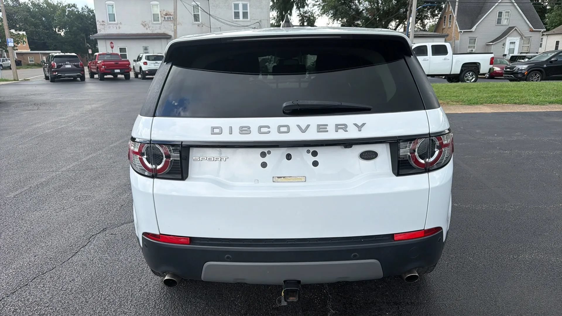 Used 2017 Land Rover Discovery Sport SE AWD/4WD image 6