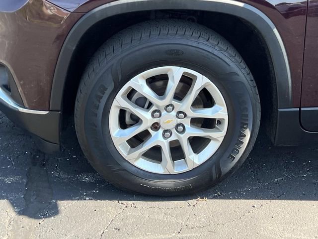 Used 2019 Chevrolet Traverse LT w/ LPO, Floor Liner Package AWD/4WD image 10