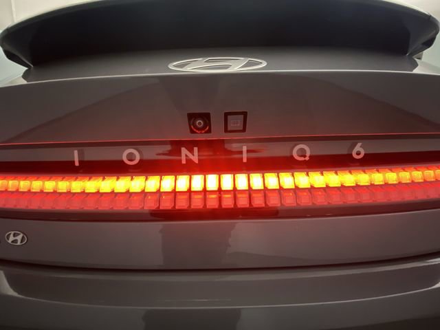 Used 2023 Hyundai Ioniq 6 Limited image 27