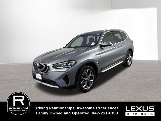 Used 2024 BMW X3 sDrive30i image 2