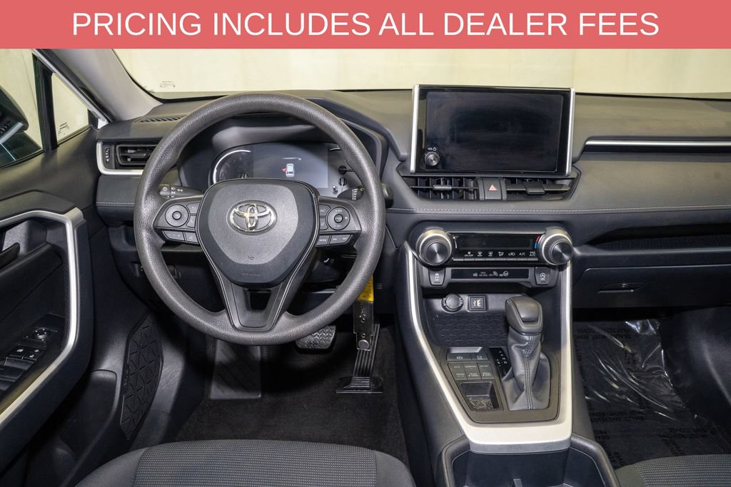 Certified 2025 Toyota RAV4 LE AWD/4WD image 6