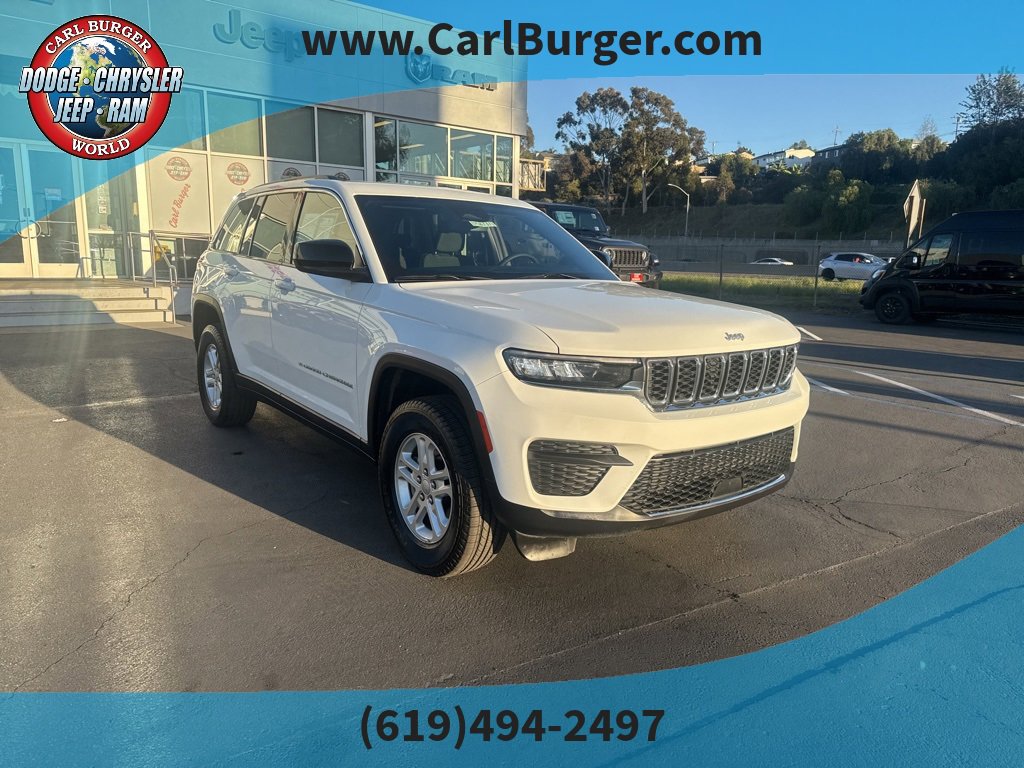 Certified 2024 Jeep Grand Cherokee Laredo w/ Luxury Tech Group I