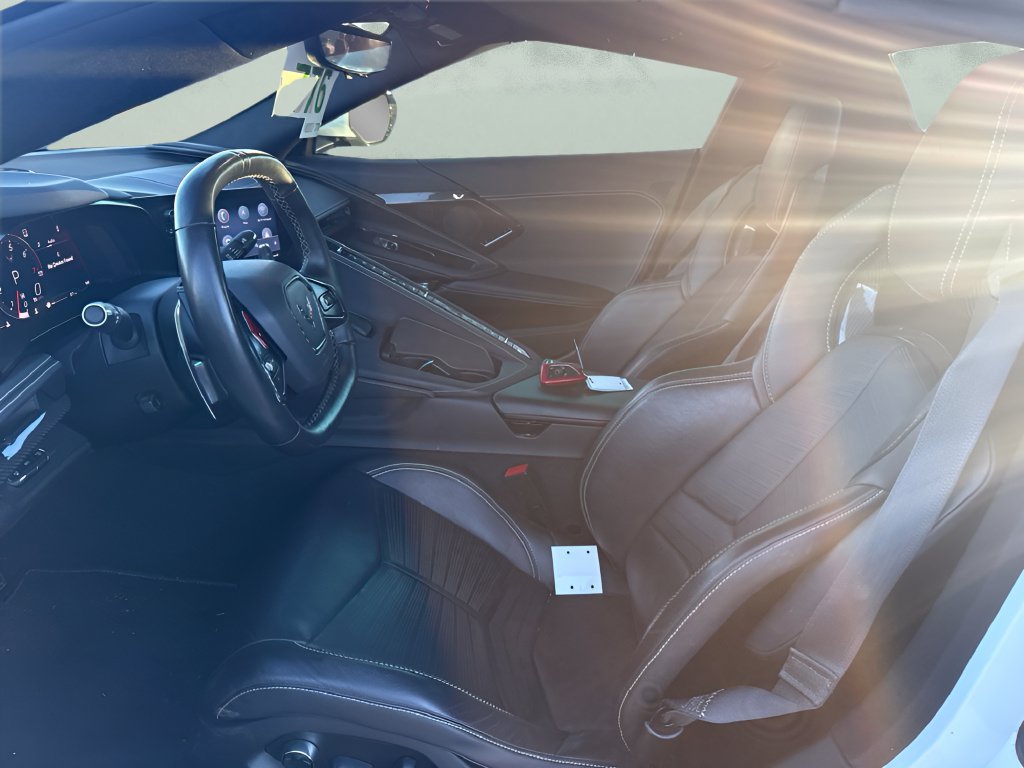 Used 2021 Chevrolet Corvette Stingray Preferred Conv w/ Z51 Performance Package RWD image 9