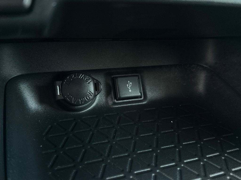 Certified 2020 Toyota RAV4 LE image 27